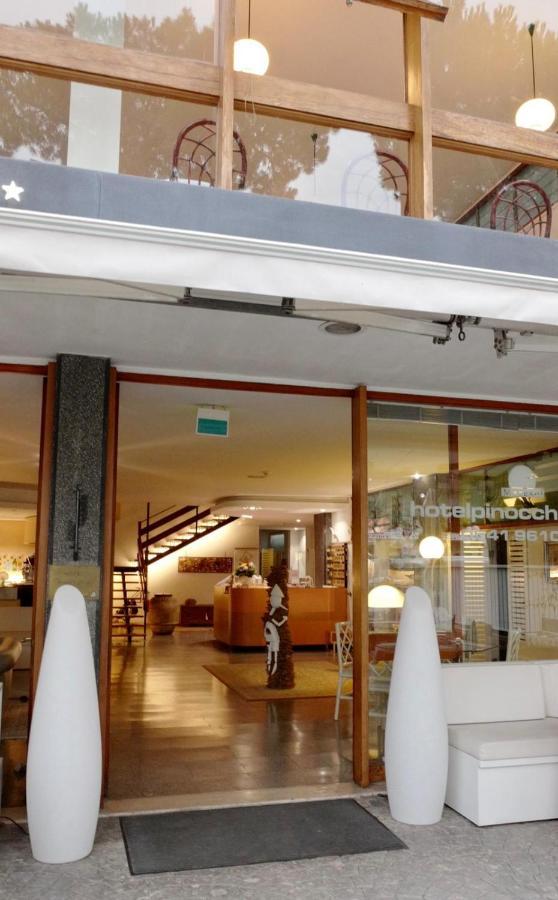 Hotel Pinocchio Cattolica Exterior photo