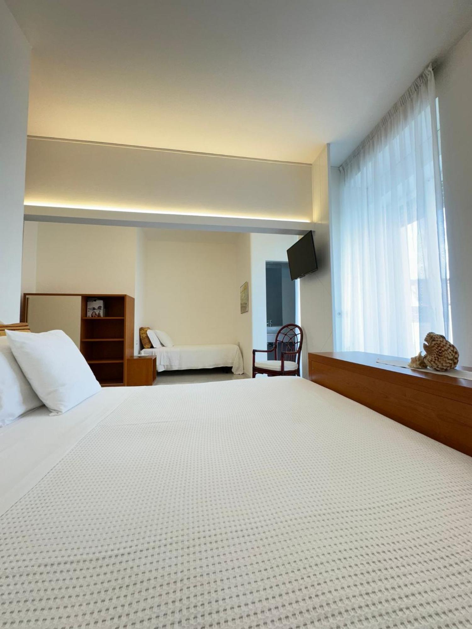 Hotel Pinocchio Cattolica Room photo